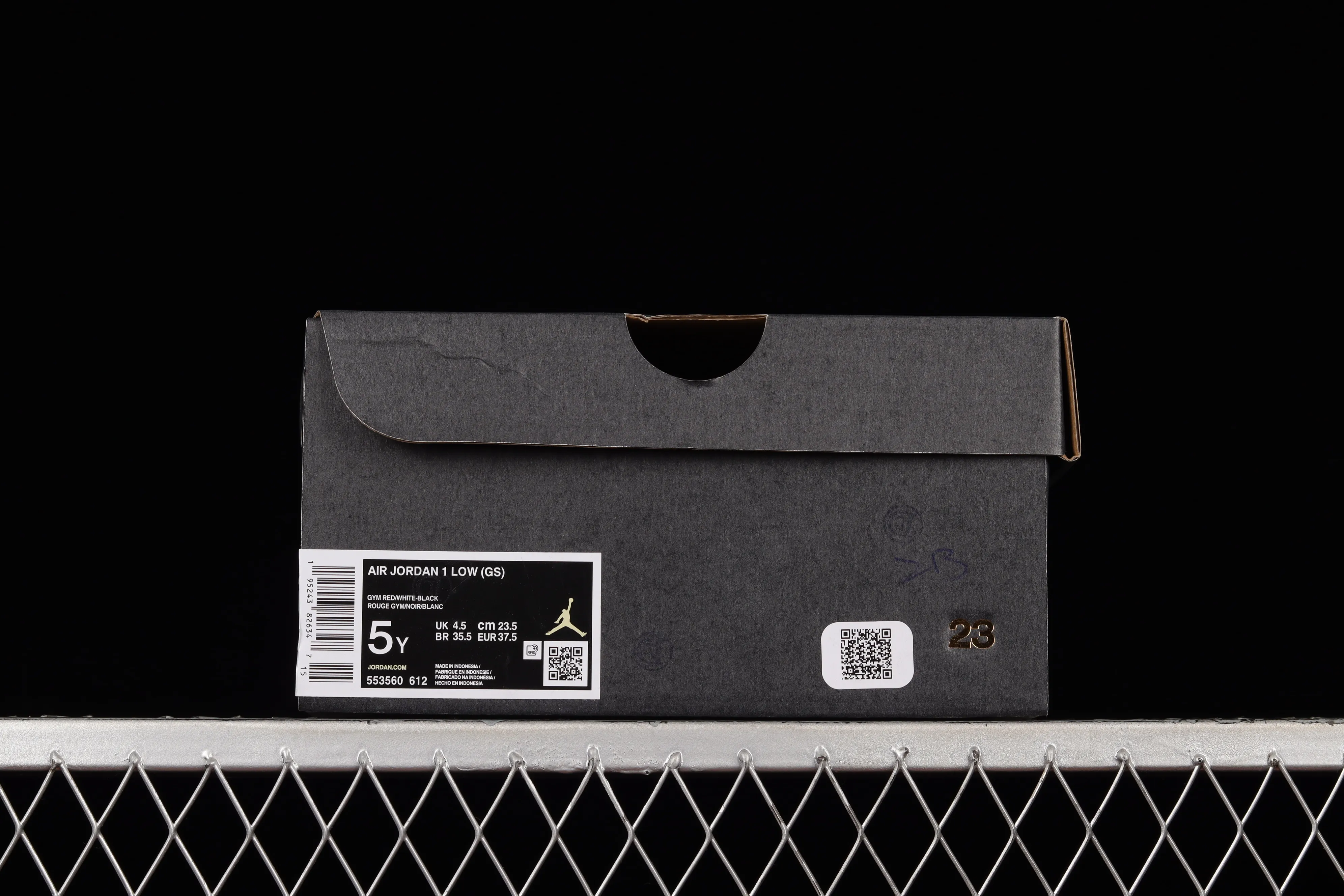 All categories Air Jordan Jordan series basketball shoes Air Jordan 1 Low Z version Air Jordan 1 Low AJ1 Joe 1 customized version Chicago color matching deconstruction Sports culture basketball shoes 553560-612